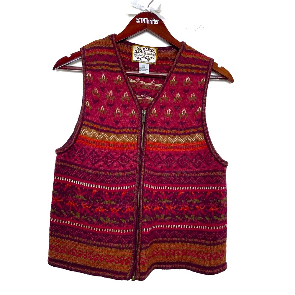 Heirloom Collectibles Women's Vintage Aztec Print Sweater Vest Size Small Red